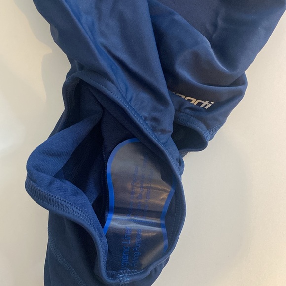 Girls Competitive Team Swimsuit - Sz 28 Y - Picture 7 of 7